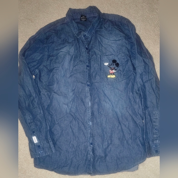 Vintage Disney Parks Her Universe Mickey and Pluto Comic Denim Shirt. Xl - Picture 12 of 15